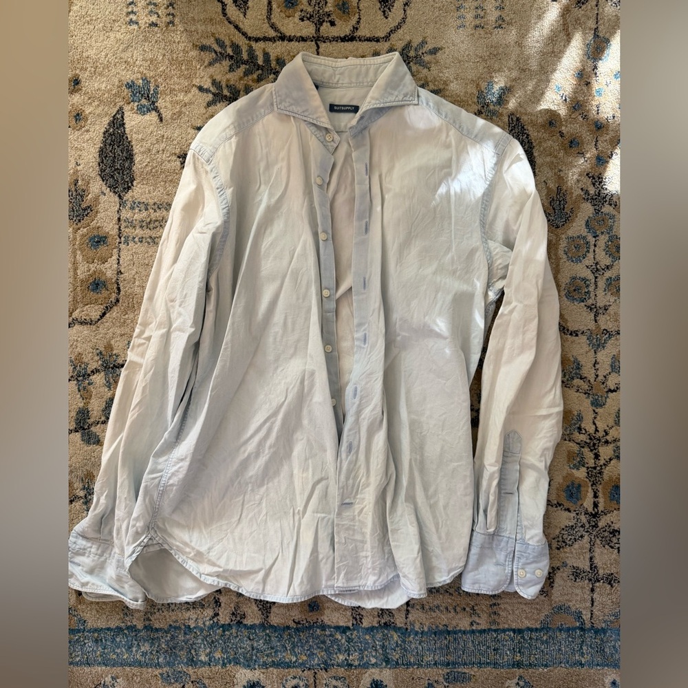 Suitsupply faded chambray shirt.